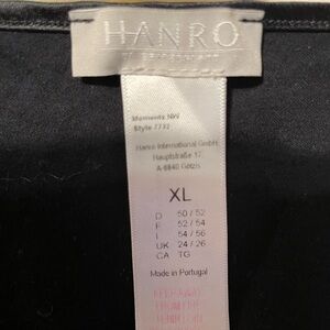 Hanro black vneck short gown